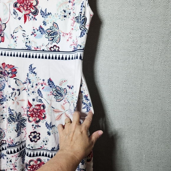 New York & Company Size M Floral Sleeveless  Mini Dress With Pockets - Picture 4 of 13